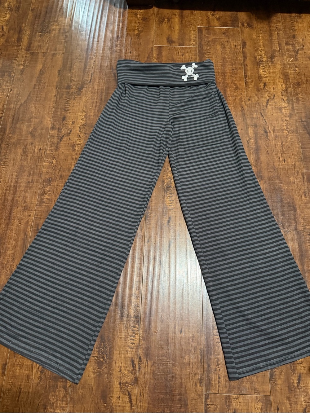 Paul frank Black & Gray Striped Wide-Leg Yoga Pants with Skull Detail